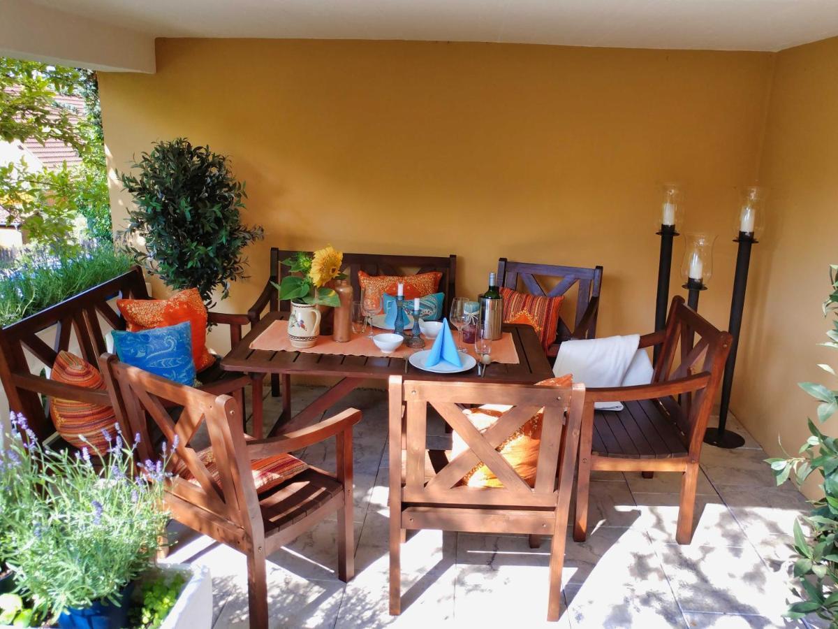 Mediterran-Skandinavisch - Outdoorwhirlpool Ganzjaehrig Burgthann Zewnętrze zdjęcie